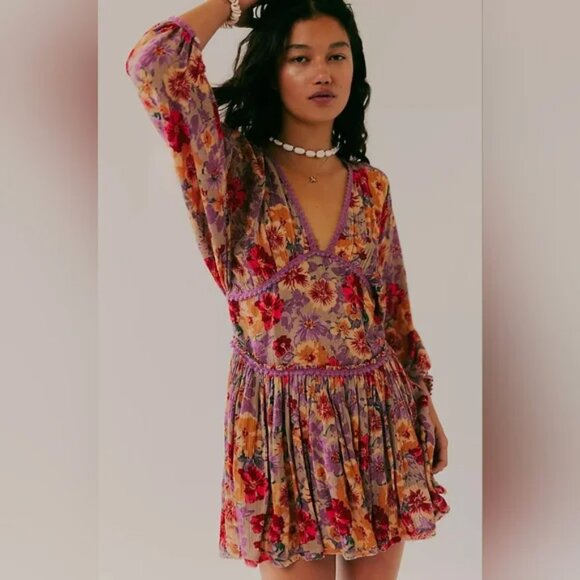 Free People Dresses & Skirts - Free People Sweet Dreams Mini Dress Deep V Babydoll Boho Swing Floral Lace M